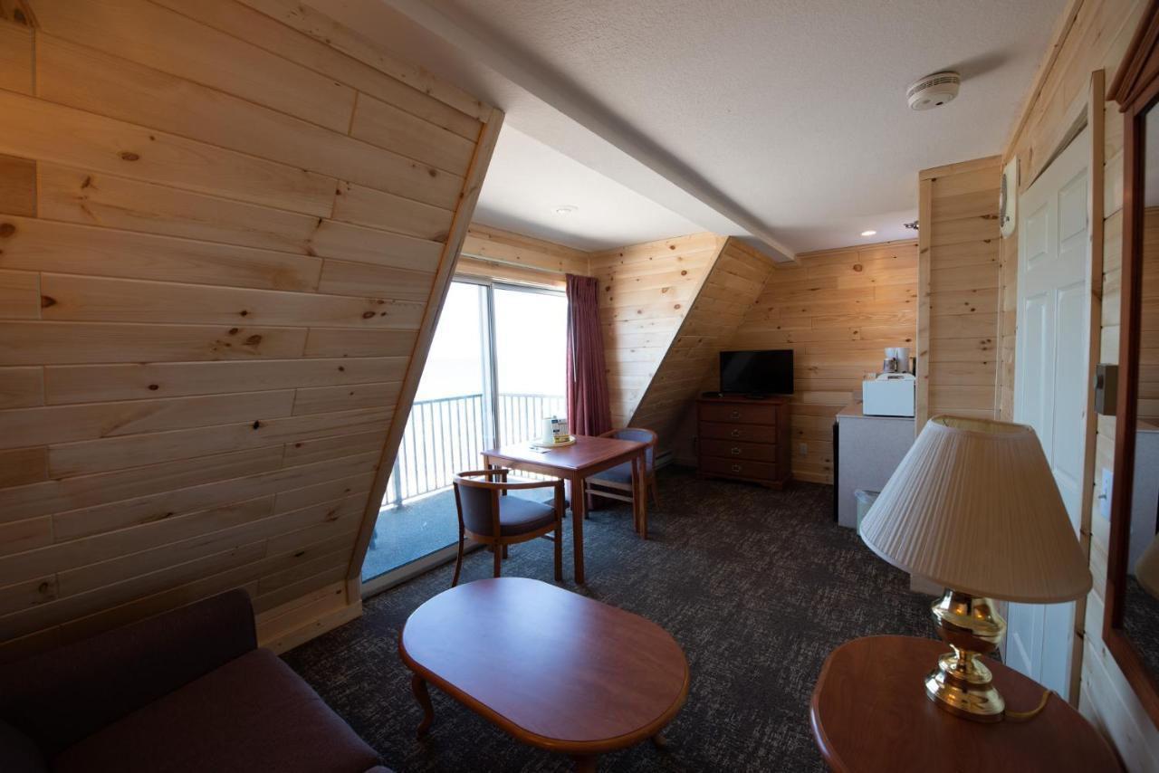 Quality Inn & Suites Beachfront Mackinaw City Zewnętrze zdjęcie